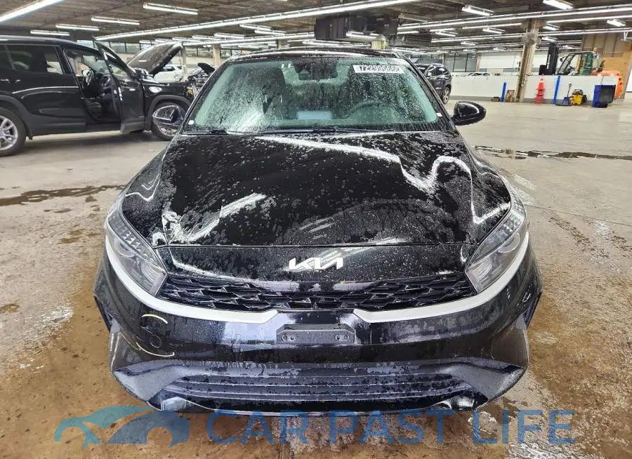 3KPF24AD6PE529516# 5