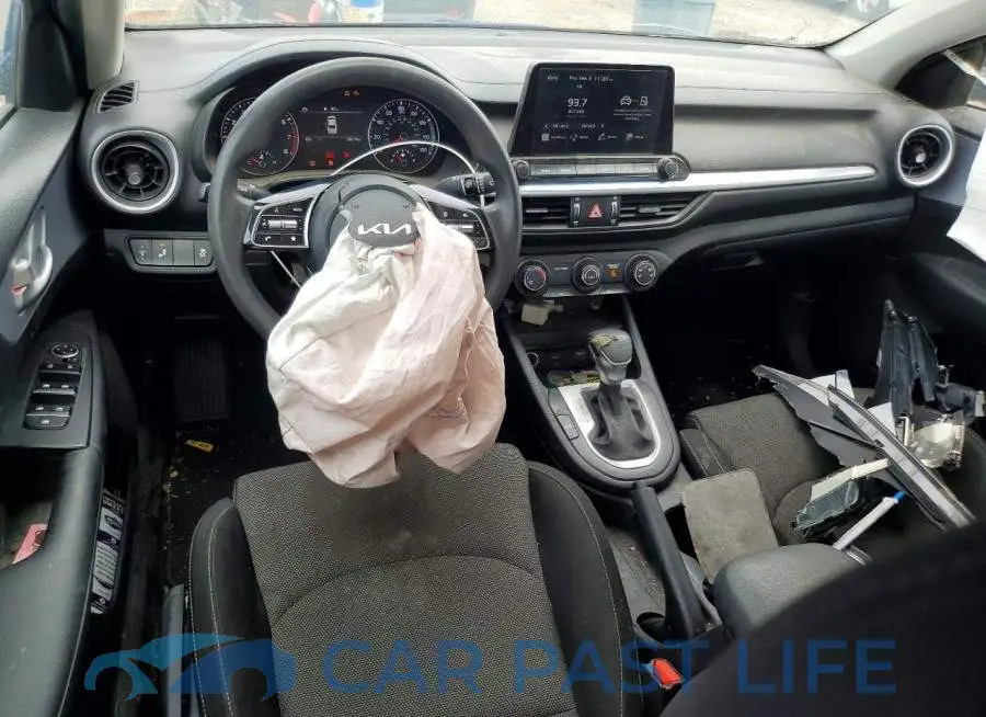 3KPF24AD9RE819509# 8