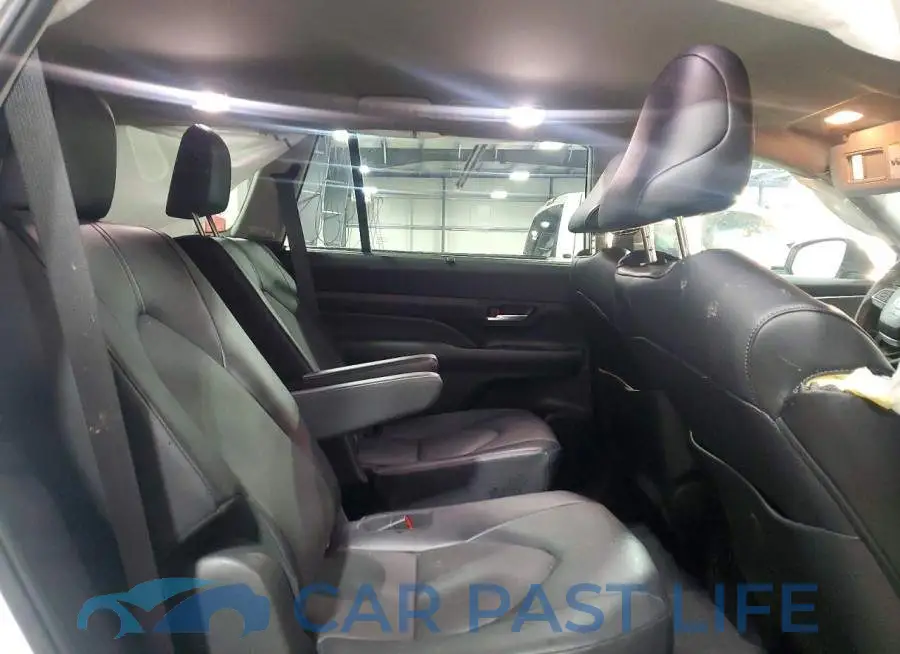 5TDAAAB5XRS030293# 11