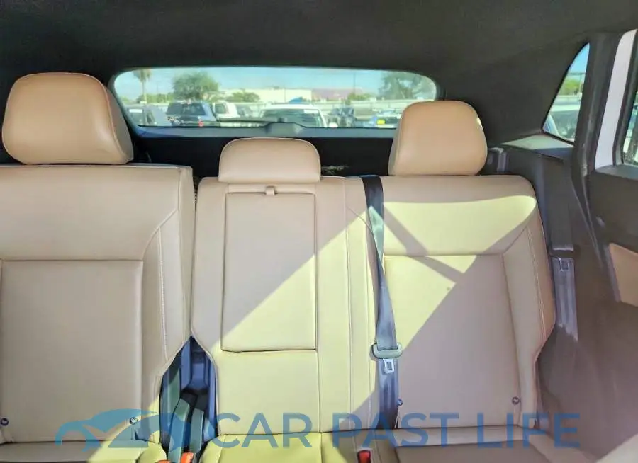 1V21E2CA3LC221972# 10