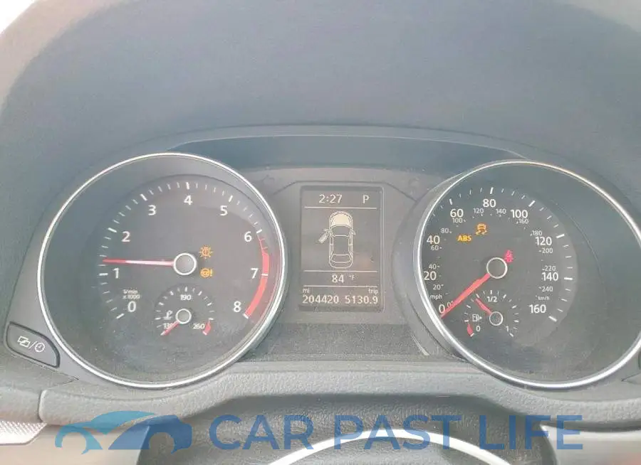 1VWDT7A34HC070652# 9
