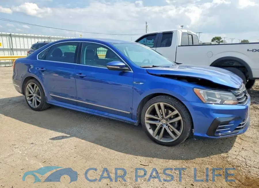 1VWDT7A34HC070652# 4