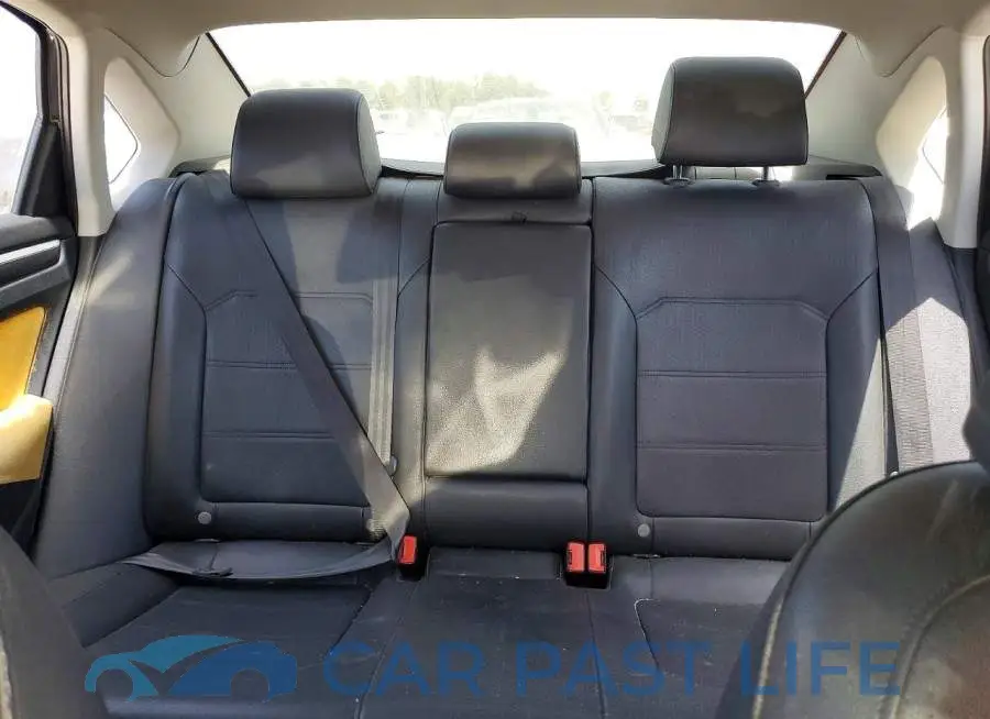 1VWDT7A37HC029089# 10