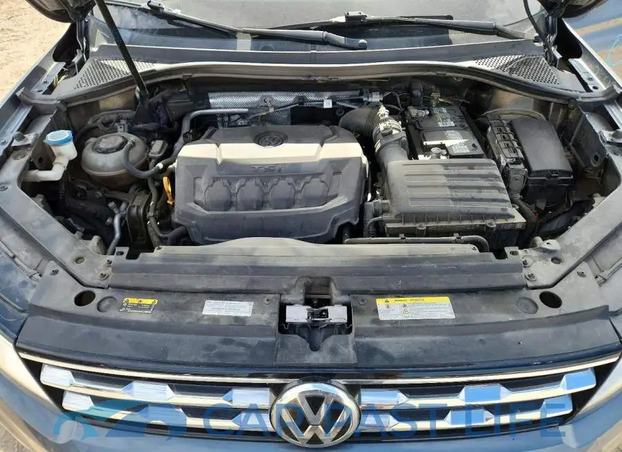 3VV3B7AX1LM142596# 12