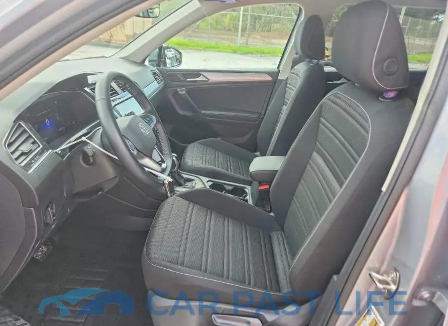 3VVRB7AX6RM228411# 7