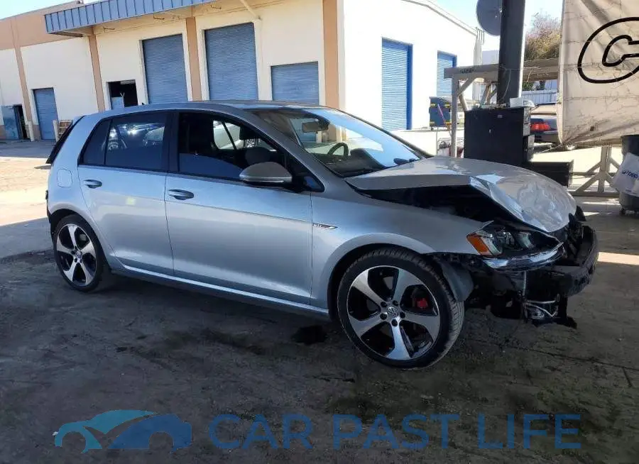 3VW447AU1HM051075# 4