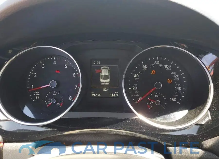 3VW5T7AJ1HM402774# 9