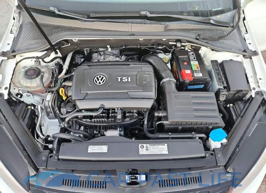 3VW5T7AU6LM010408# 11