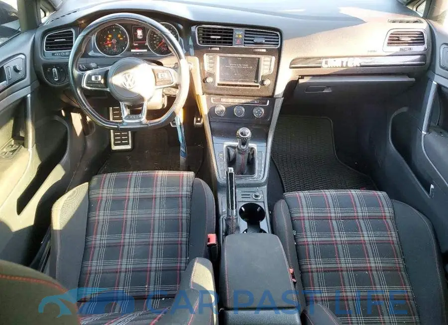 3VW5T7AU9HM017831# 8