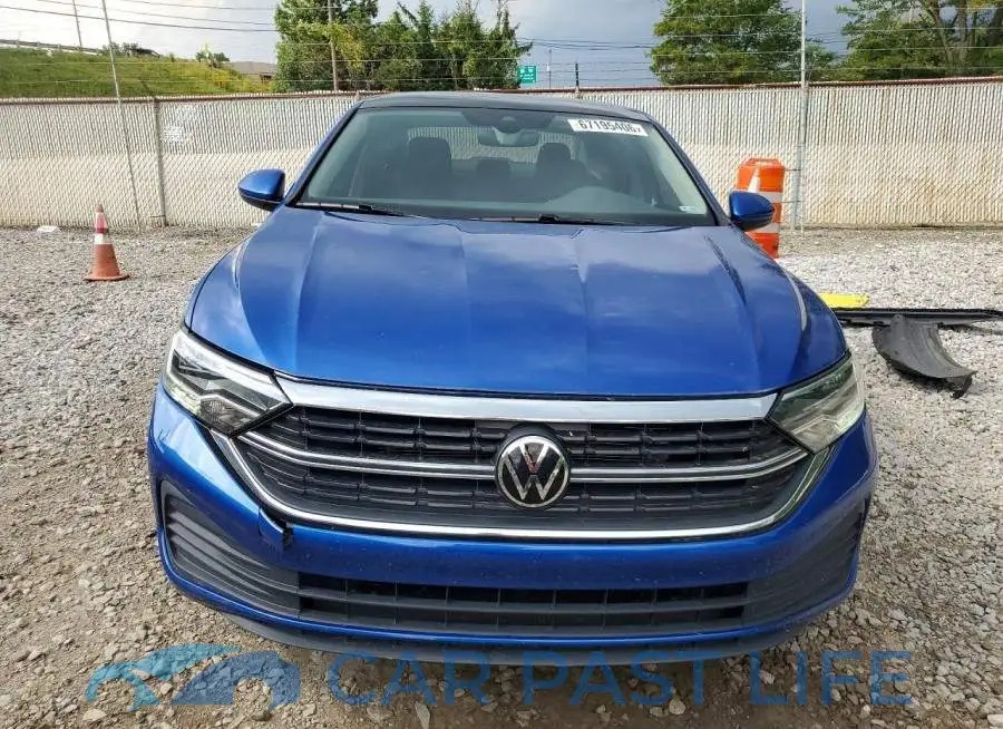 3VW7M7BU3RM041645# 5