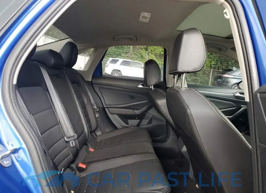 3VW7M7BU3RM041645# 10