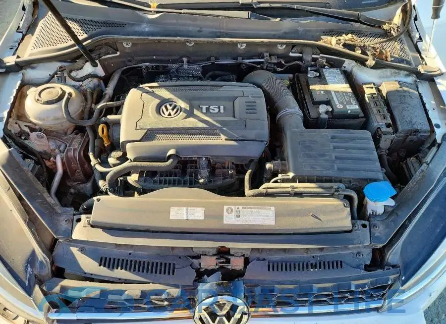 3VWH17AU0JM754862# 11