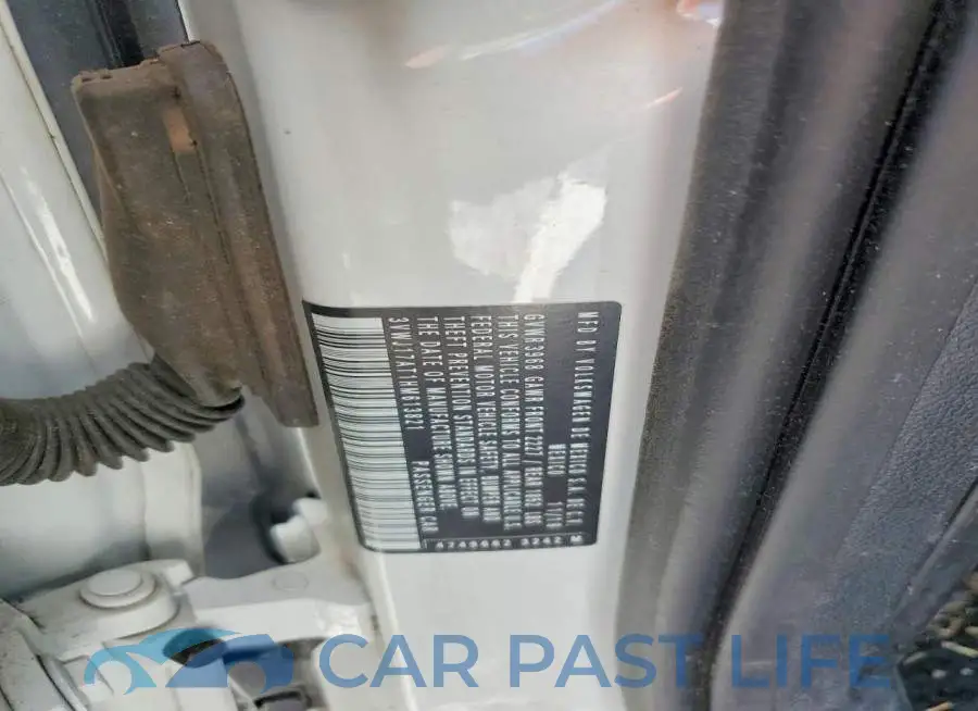 3VWJ17AT1HM613821# 12