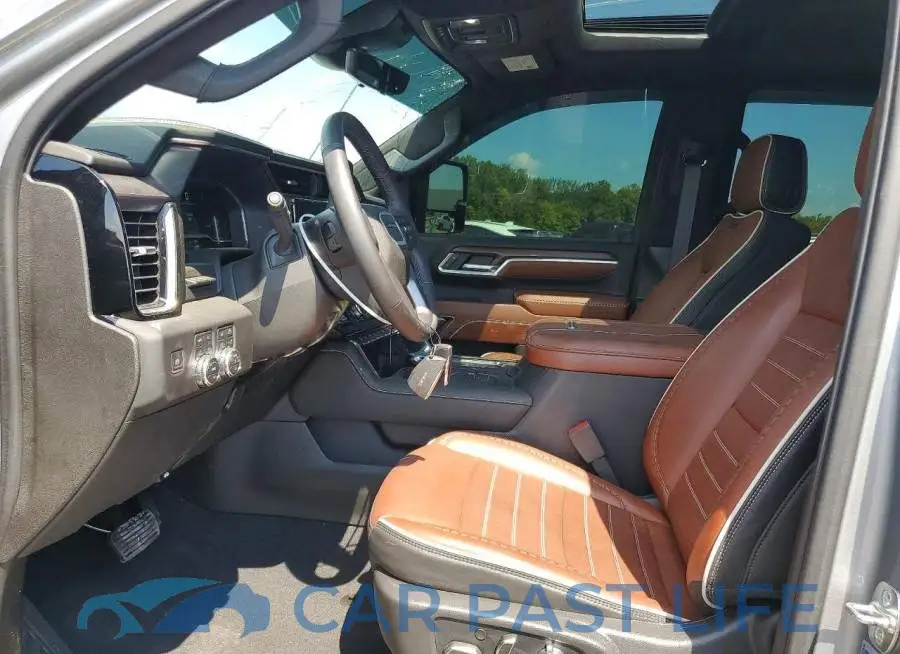 1GT4UXEY7SF353834# 7