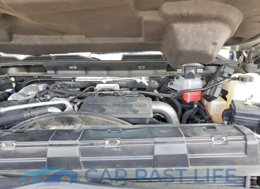 1GT4UXEY7SF353834# 11