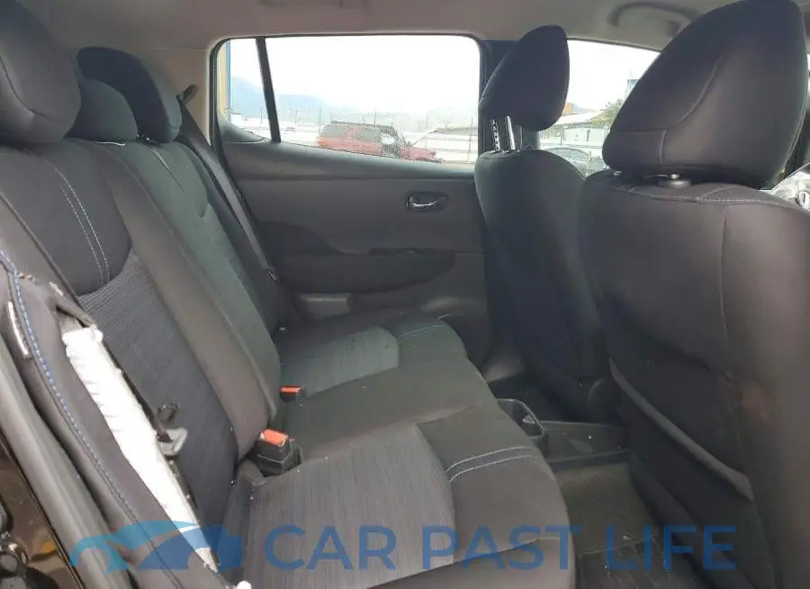 1N4CZ1CV3SC560425# 10