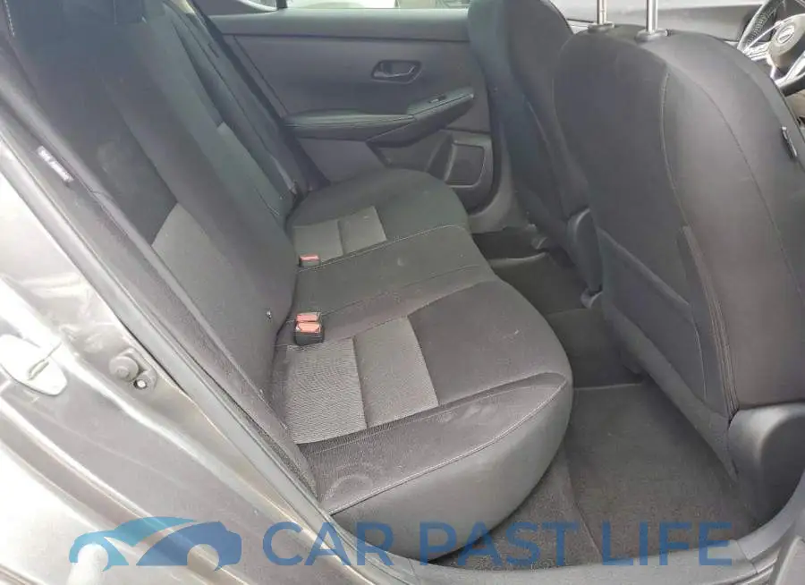 3N1AB8CV2SY261968# 10