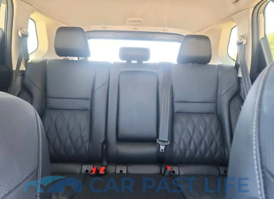 JN8BT3DC5SW103103# 10