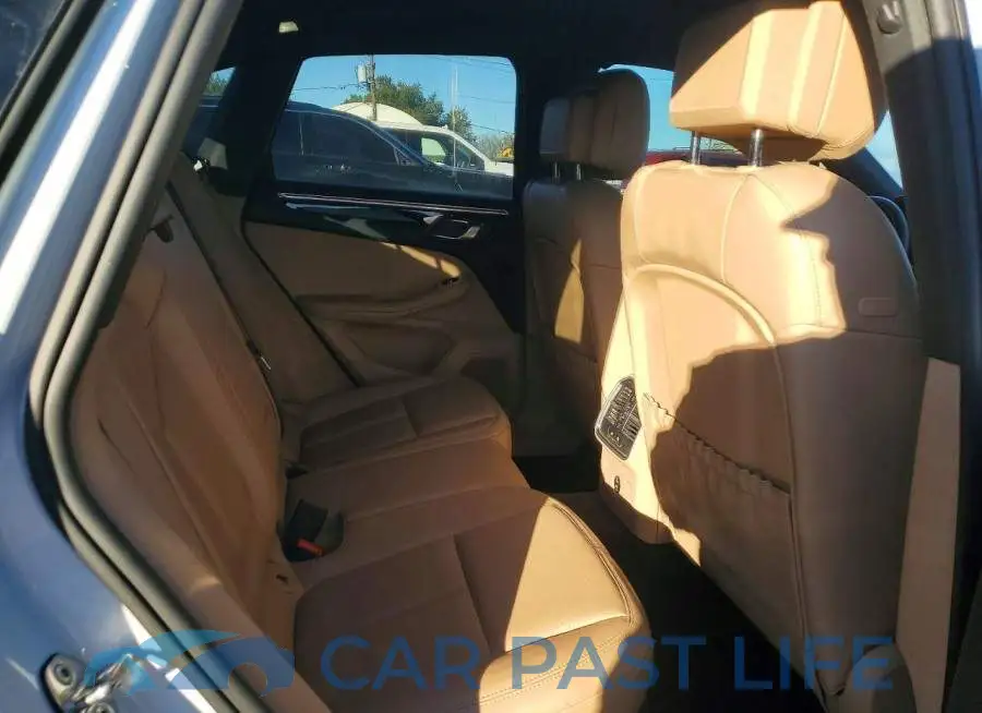 WP1AA2A56PLB12400# 11