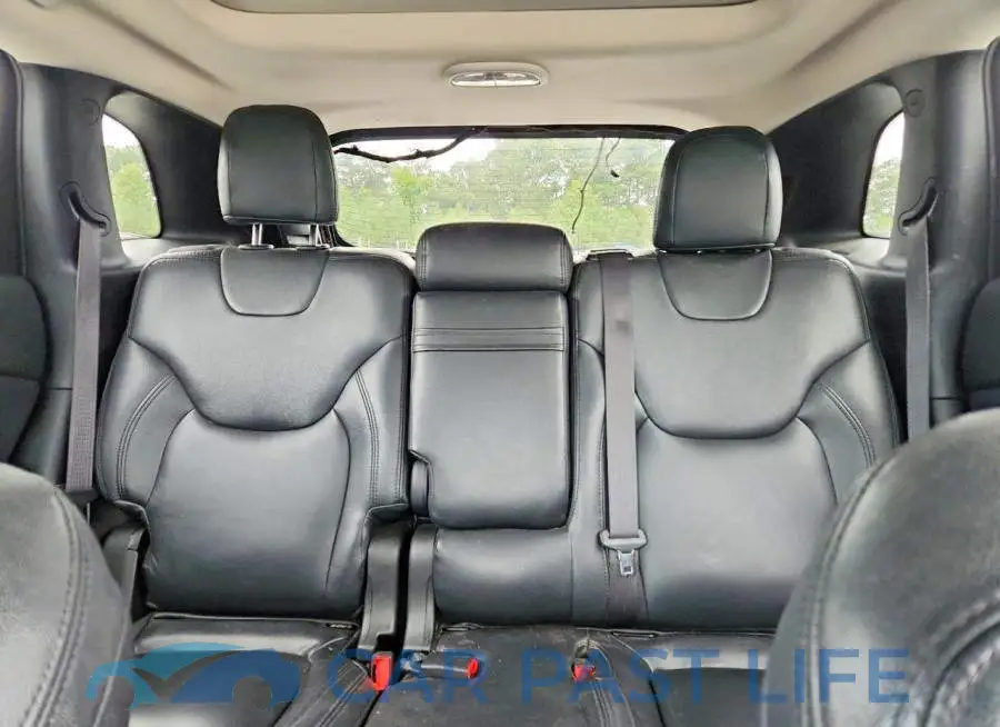 1C4PJLCS0HW549572# 10