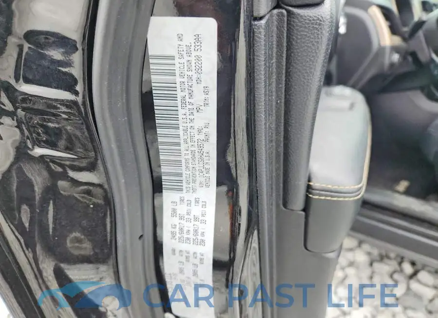 1C4PJLCS0HW549572# 13