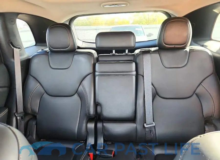1C4PJMDS8HW565104# 10