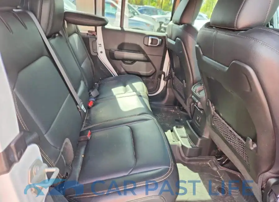 1C4PJXEG6RW301957# 11