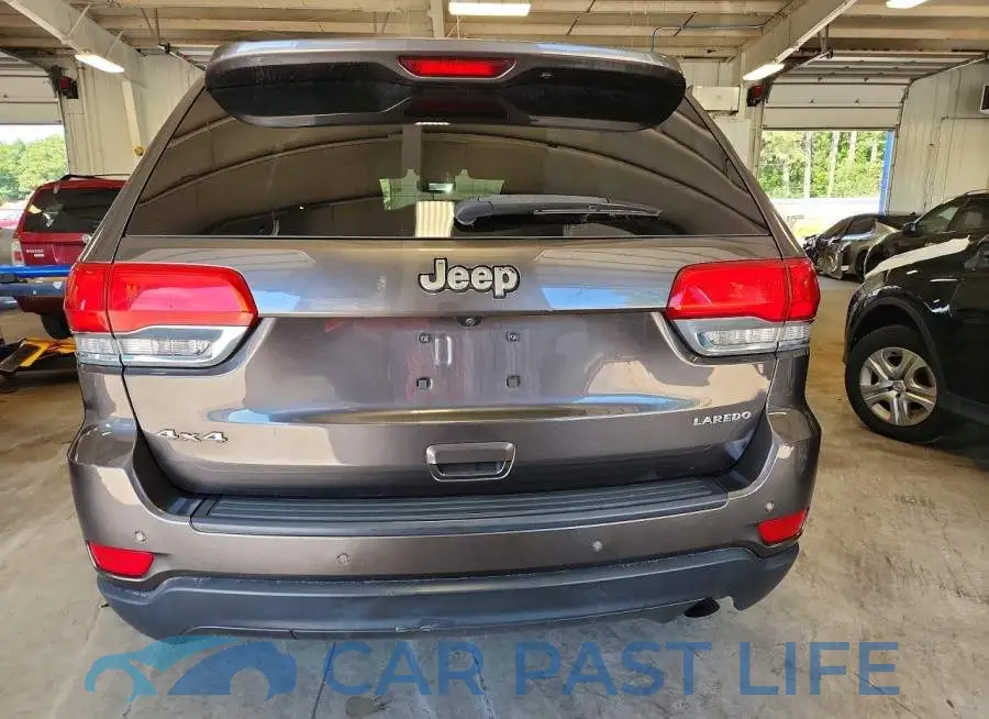 1C4RJFAG3JC350371# 6