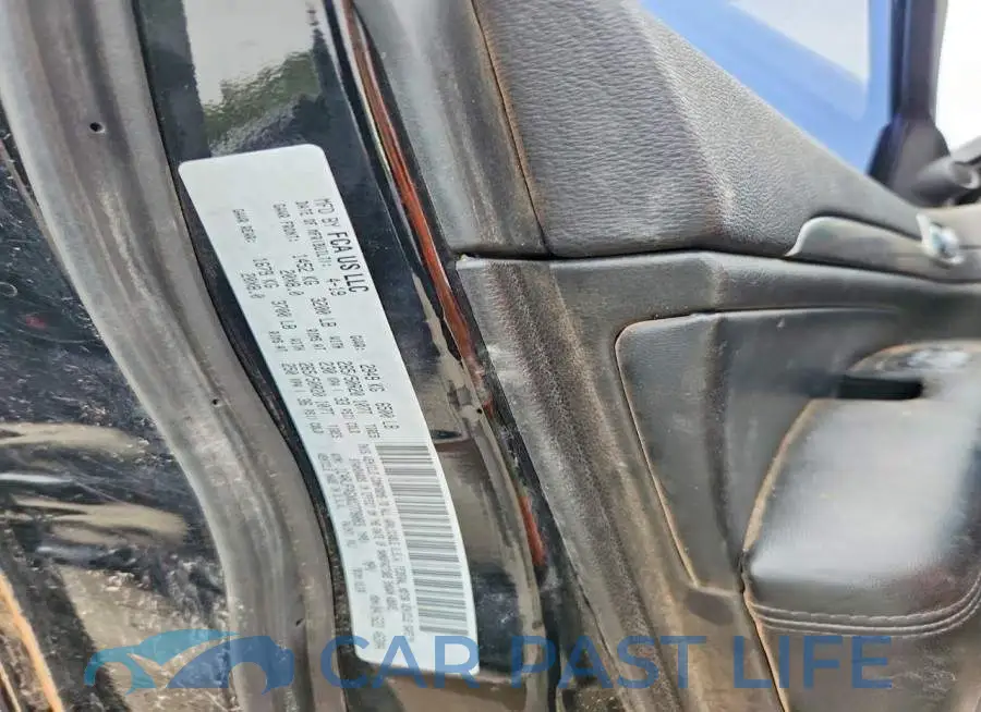 1C4RJFAGXKC778083# 13