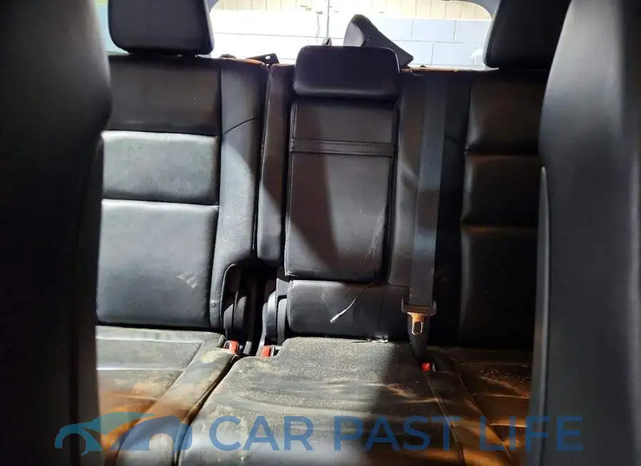 1C4RJFBG3HC923228# 10