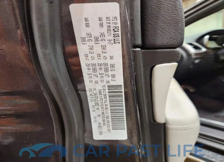 1C4RJFBT4JC118552# 13