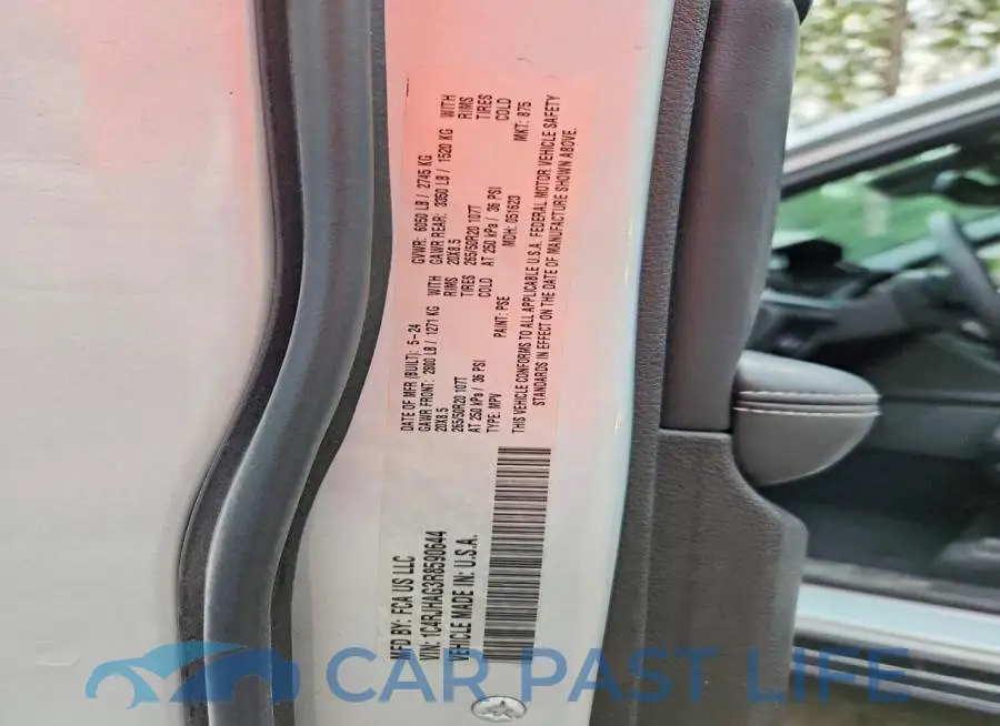 1C4RJHAG3R8590644# 13