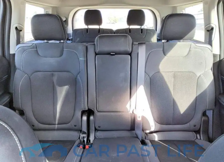 1C4RJKAG7R8921996# 10