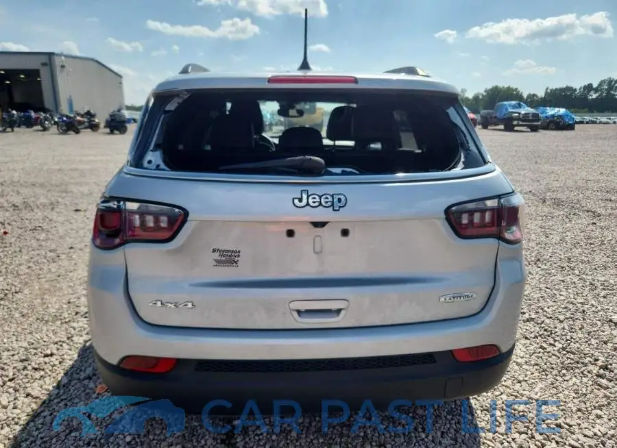 3C4NJDBN4RT119057# 6