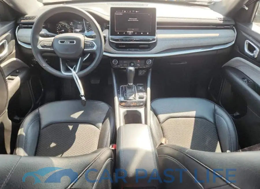 3C4NJDBN4RT119057# 8