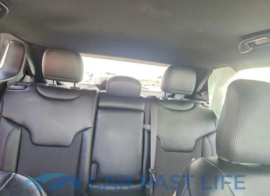 3C4NJDBN7PT553907# 10