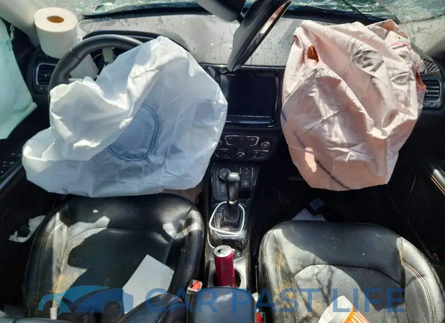3C4NJDCB9JT365515# 8