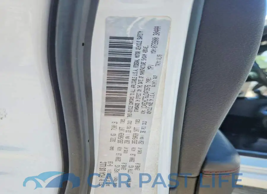 1C4SDHCT6JC473676# 13