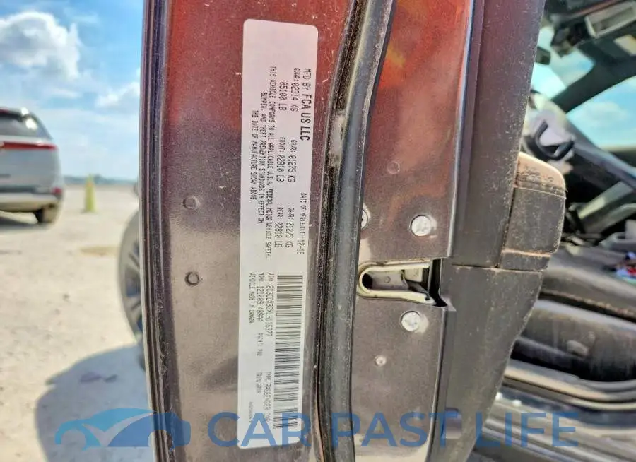 2C3CDXBGXLH116377# 12