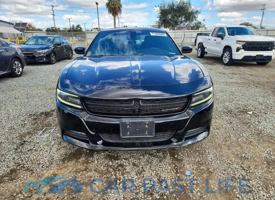 2C3CDXHG4HH523979# 5