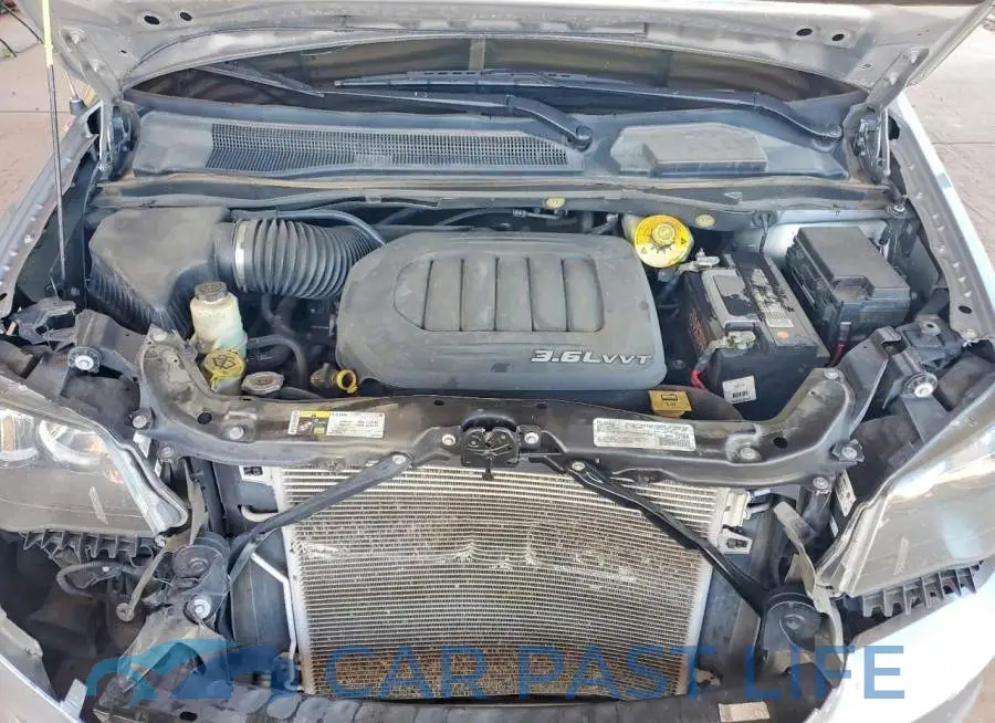 2C4RDGBG8JR160083# 12