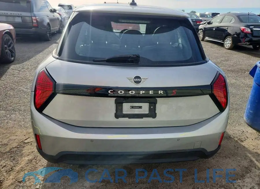 WMW53GD05S2W45828# 6