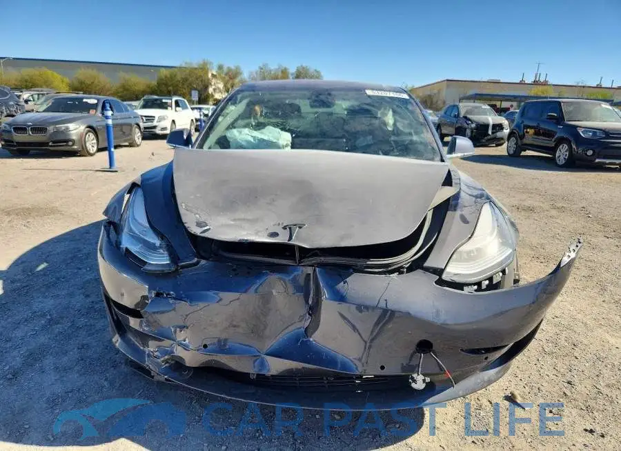 5YJ3E1EB1JF104160# 5