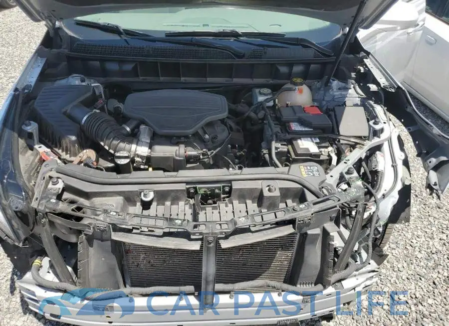1GYKNDRS5JZ221851# 11