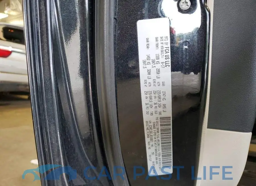 2C4RC1BG1JR103871# 13
