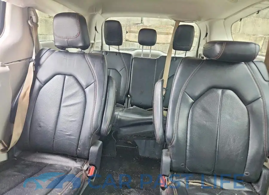 2C4RC1BG5KR651602# 10