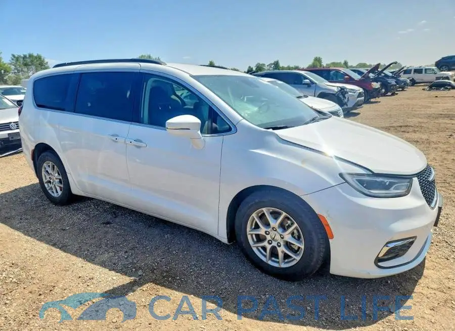 2C4RC1BG6NR138993# 4