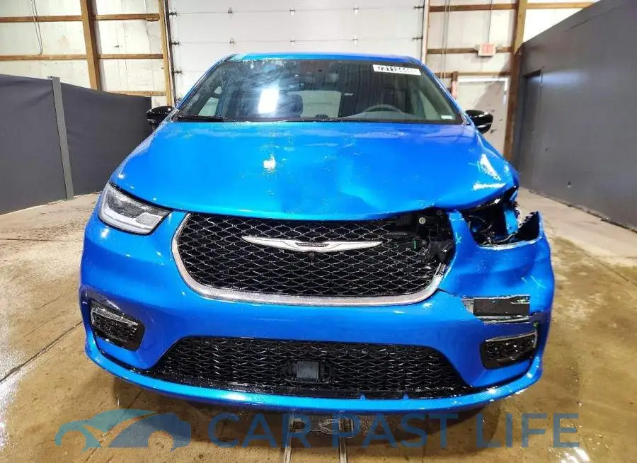 2C4RC1BG7TR193532# 5