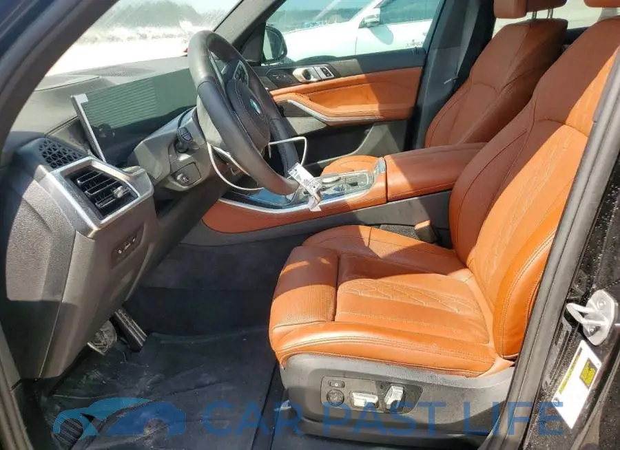 5UX13EU03T9077835# 7