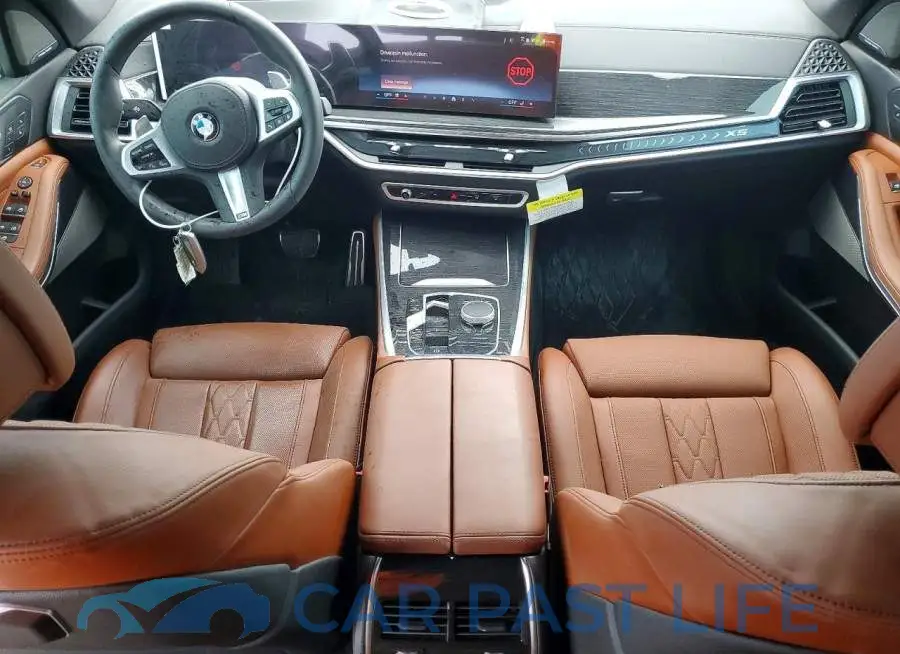 5UX13EU03T9077835# 8